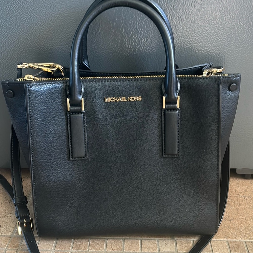 Michael Kors Crossbody Bag